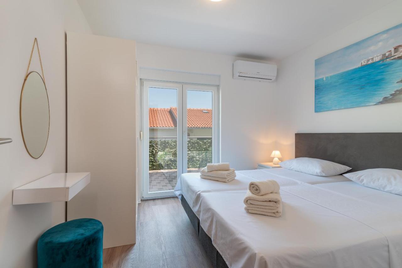Delux Apartment Eva Trogir Exterior foto