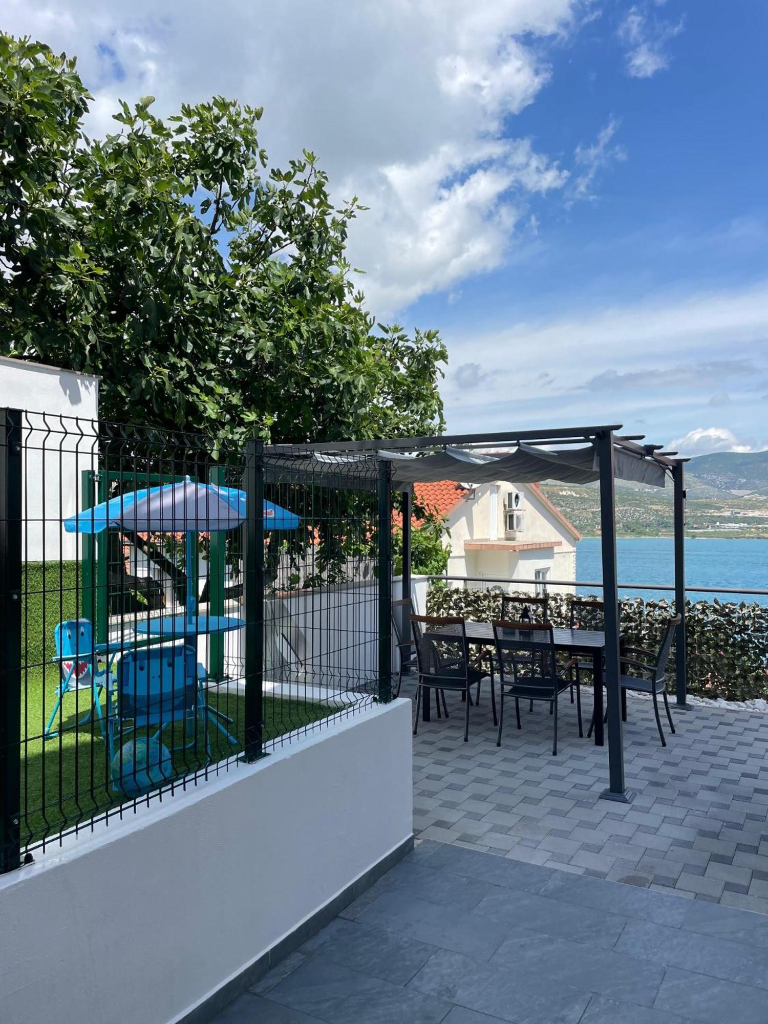 Delux Apartment Eva Trogir Exterior foto
